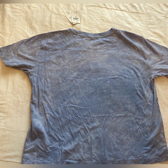 Hollister T-shirt - Picture 2 of 2